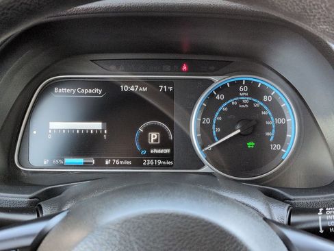 Used 2020 Nissan Leaf S FWD image 28