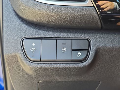 New 2026 Kia Seltos S FWD image 28
