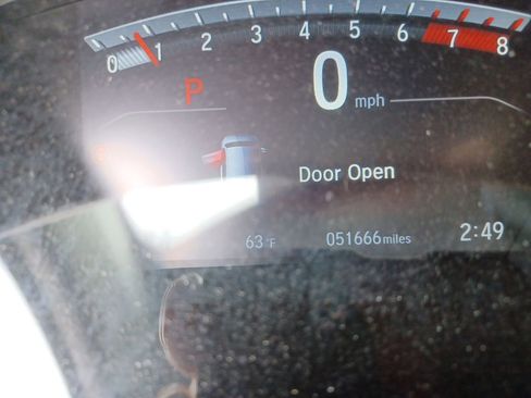 Used 2018 Honda CR-V EX image 3