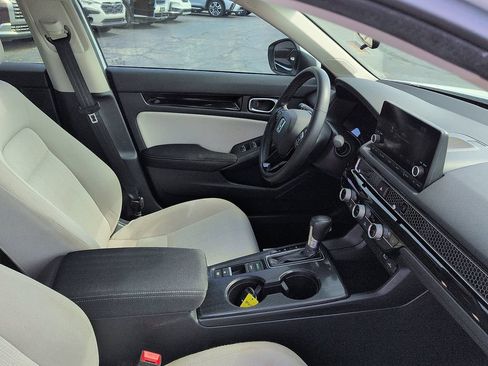 Used 2022 Honda Civic EX image 7