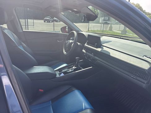 Used 2024 Honda Accord EX image 8