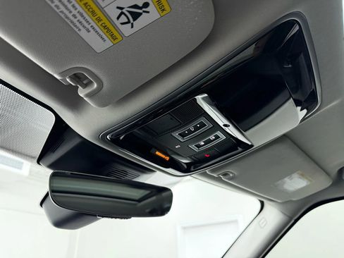 Used 2019 Land Rover Range Rover Supercharged image 29