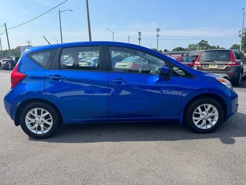 Used 2016 Nissan Versa Note SV w/ SV Appearance Package FWD image 4