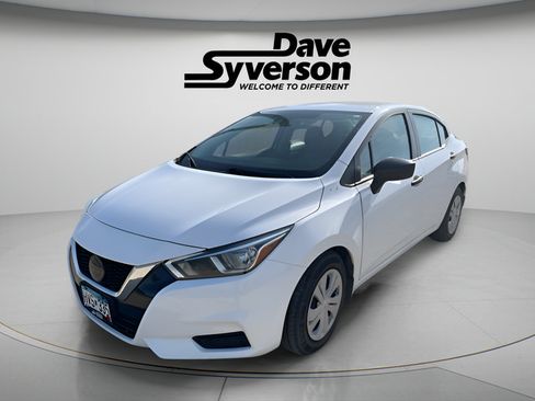 Used 2021 Nissan Versa S FWD image 1