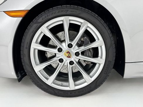 Certified 2018 Porsche 718 Cayman RWD image 27
