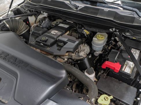 Used 2022 RAM 3500 Limited AWD/4WD image 56