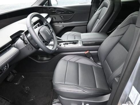 New 2025 Lincoln Nautilus Premier w/ Equipment Group 102A image 26