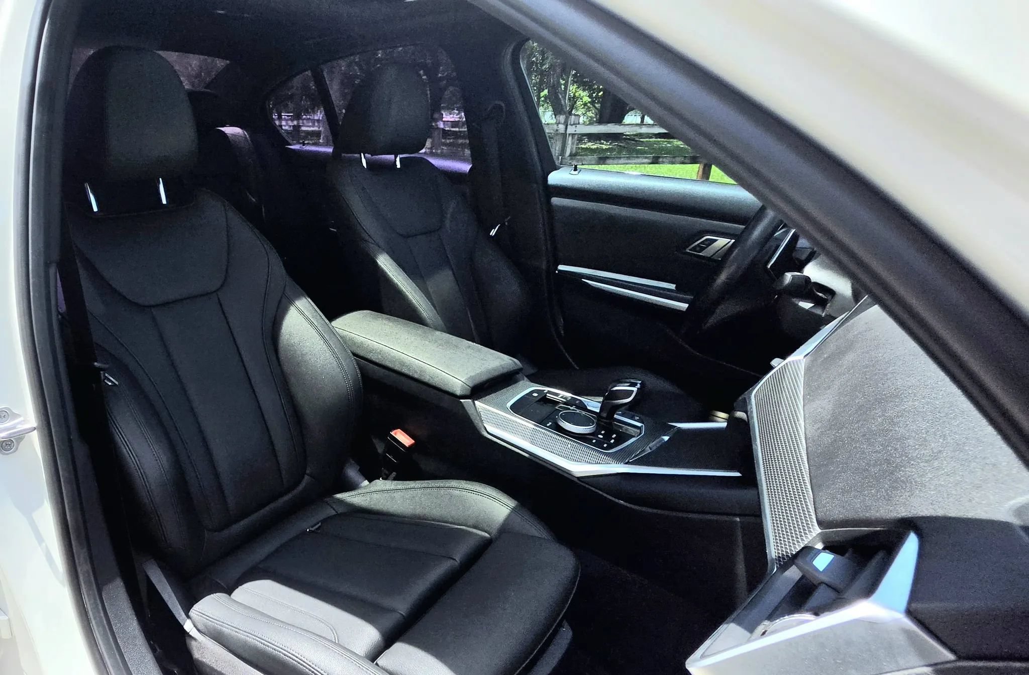 Used 2021 BMW M340i RWD image 6