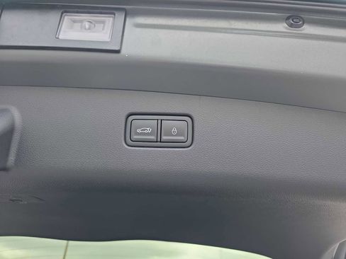 New 2026 Genesis GV70 2.5T image 25