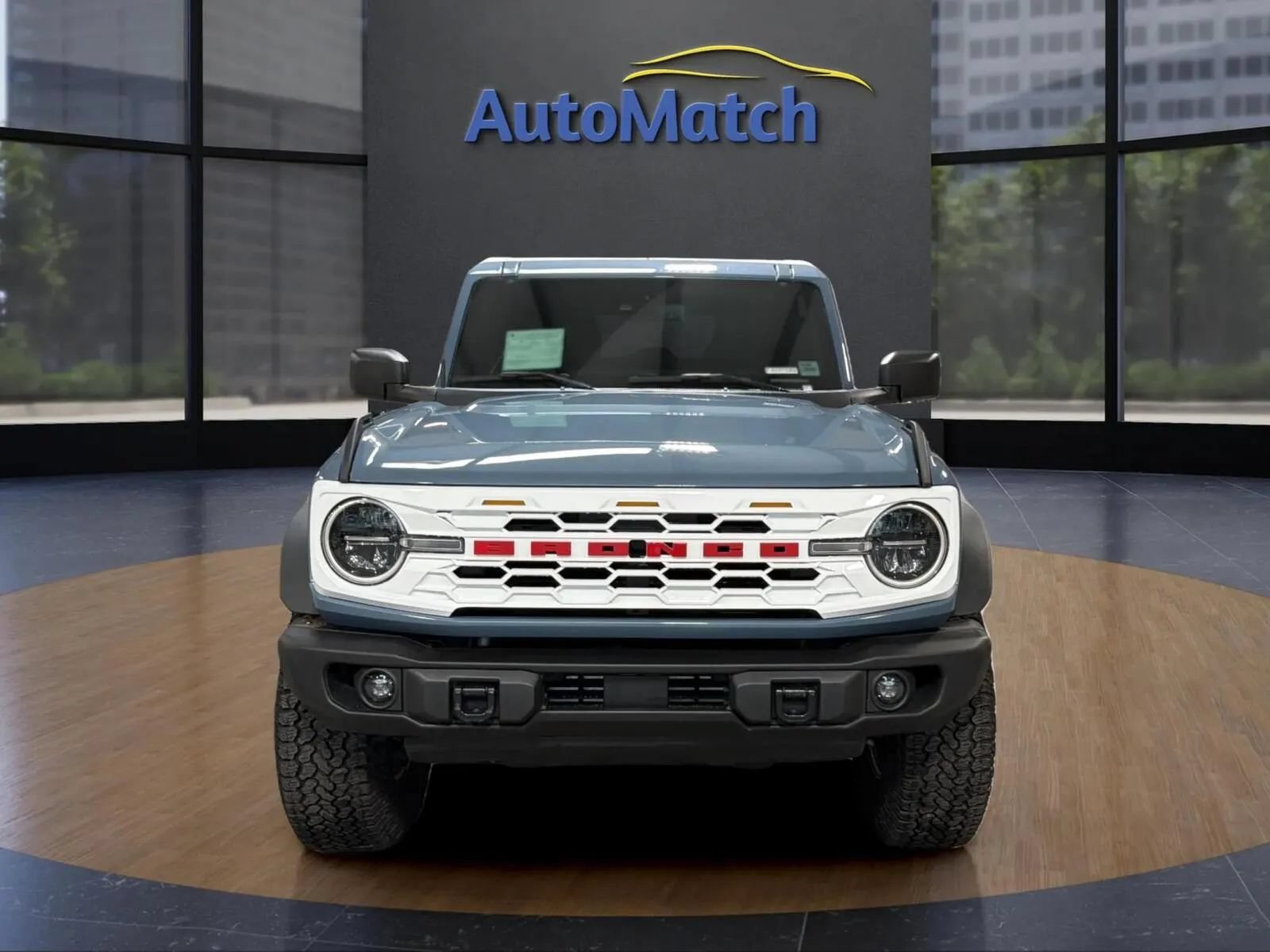Used 2025 Ford Bronco Heritage Edition AWD/4WD image 3