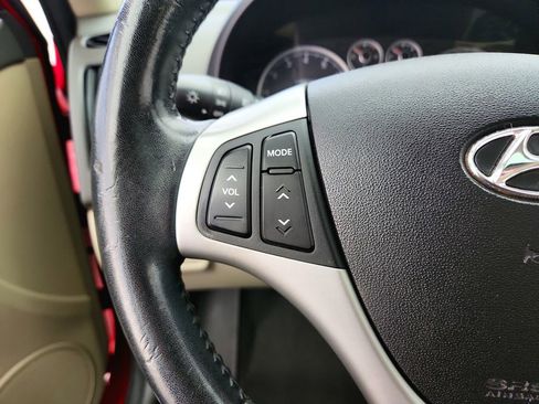 Used 2012 Hyundai Elantra FWD image 16
