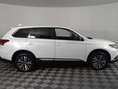 Used 2019 Mitsubishi Outlander ES