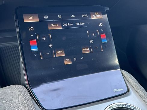 New 2026 Cadillac Vistiq Premium Luxury AWD/4WD image 25