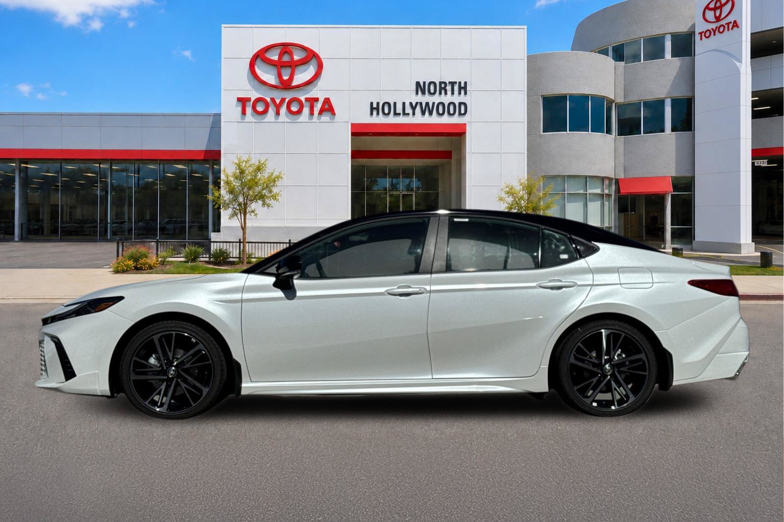 New 2026 Toyota Camry XSE FWD image 3