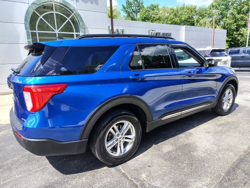 Used 2021 Ford Explorer XLT AWD/4WD image 14