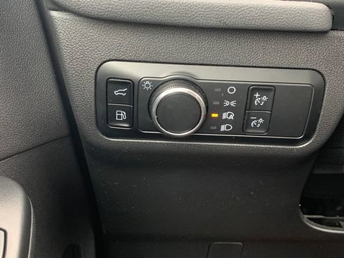 Certified 2024 Ford Escape ST-Line w/ Equipment Group 301A FWD image 22