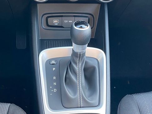 New 2026 Hyundai Venue SE image 19