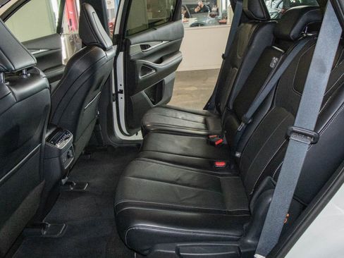 Used 2023 INFINITI QX60 Luxe w/ Performance Audio Package image 15