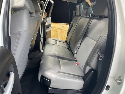Certified 2020 Toyota Tundra Limited w/ Limited Premium Package AWD/4WD image 17