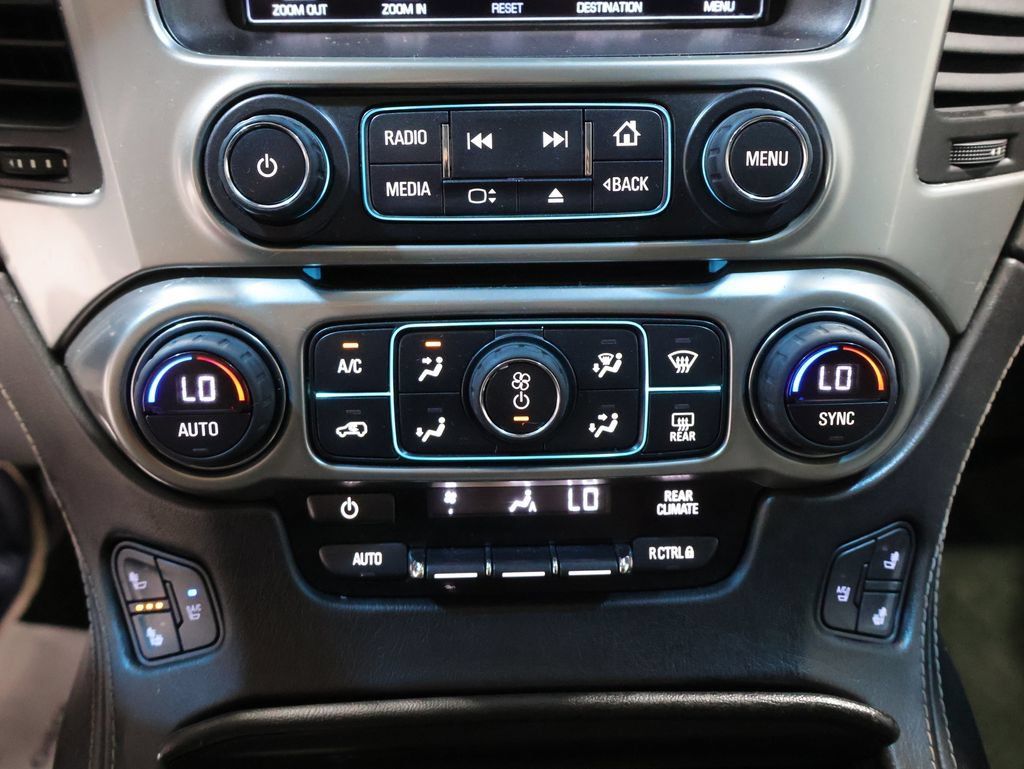 Used 2015 Chevrolet Suburban LTZ AWD/4WD image 36