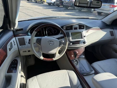 Used 2011 Toyota Avalon Limited FWD image 13