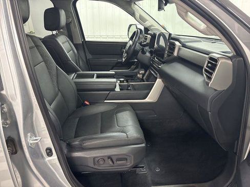 Used 2022 Toyota Tundra Limited AWD/4WD image 43