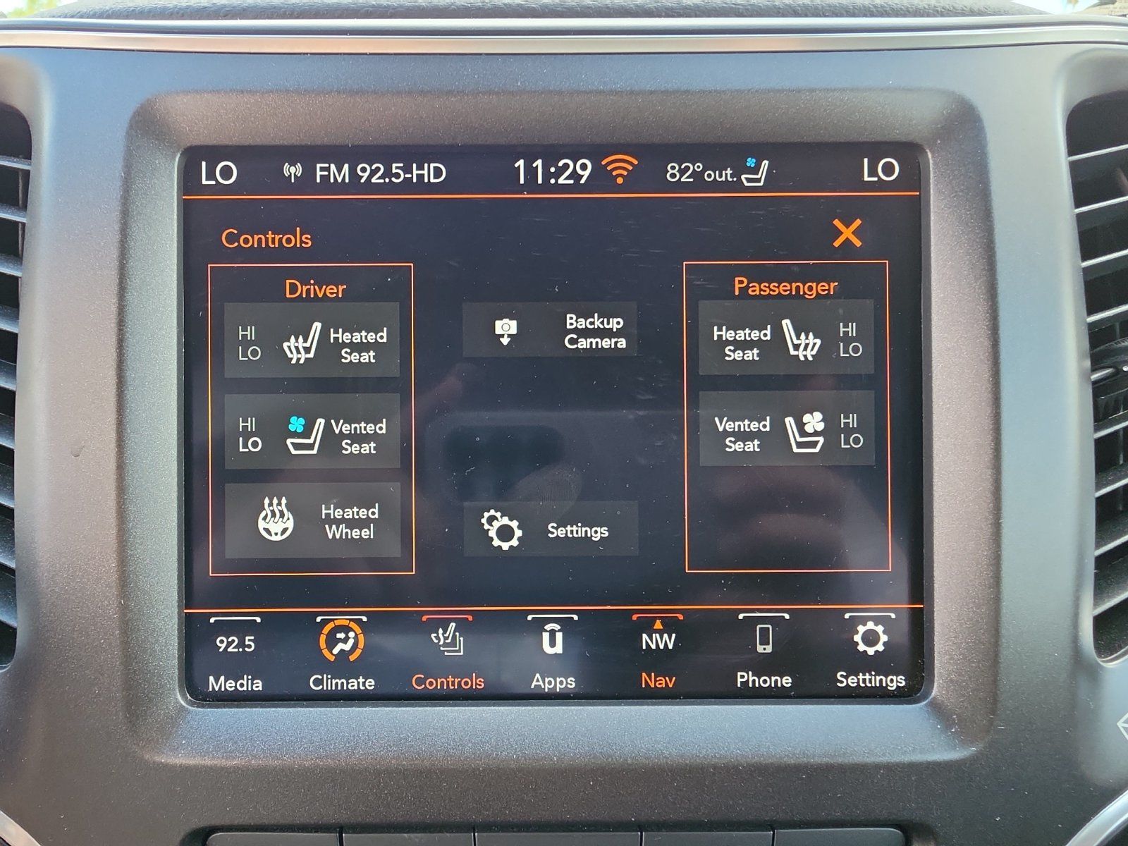 Used 2021 Jeep Cherokee Trailhawk w/ Sun, Sound & Nav Group AWD/4WD image 20