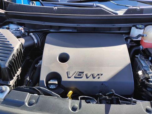 Used 2023 Chevrolet Traverse LT w/ LT Premium Package image 37