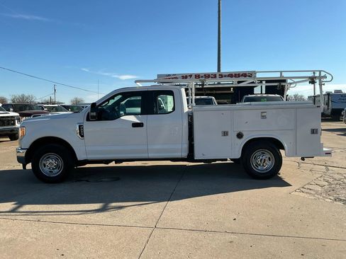 Used 2019 Ford F250 XL w/ XL Value Package image 1