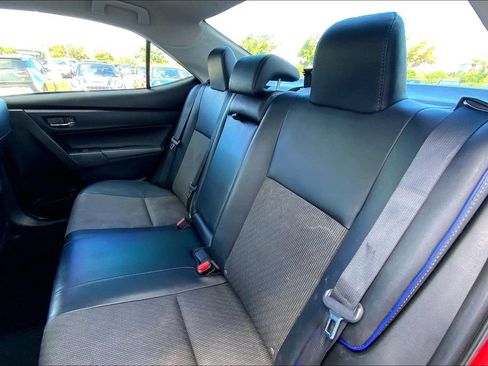 Used 2017 Toyota Corolla SE FWD image 24