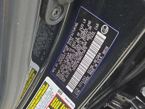 Used 2024 Lexus ES 350 w/ Premium Package image 34