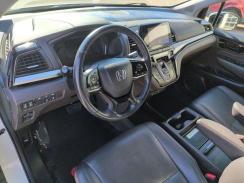 Used 2018 Honda Odyssey Elite image 16