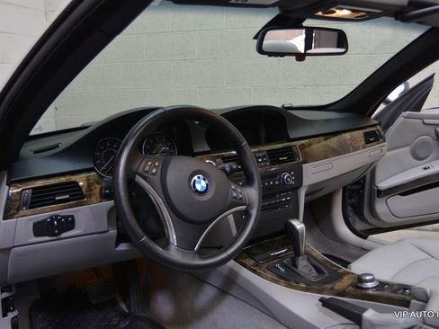 Used 2007 BMW 335i Convertible image 13