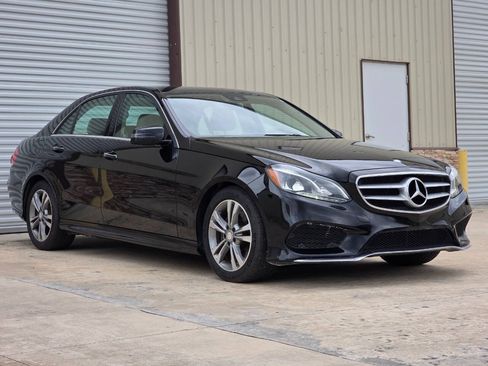 Used 2016 Mercedes-Benz E 350 4MATIC Sedan image 6