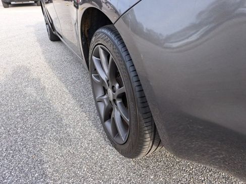 Used 2015 Dodge Dart SXT image 13