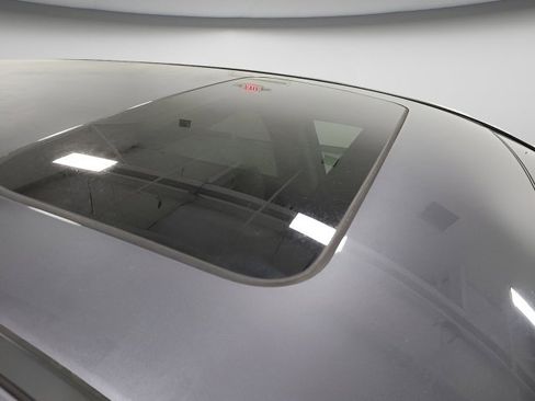 Used 2021 Honda CR-V EX-L image 9