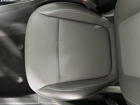 Used 2023 Buick Encore GX Select w/ Sport Touring Package AWD/4WD image 23