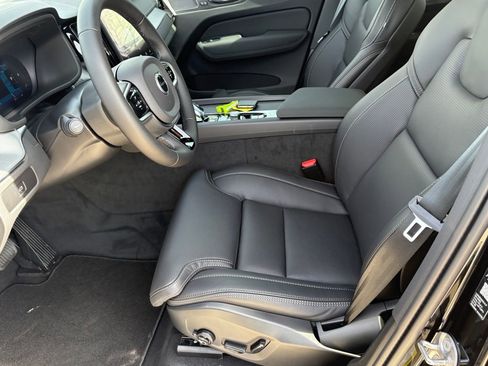 New 2026 Volvo XC60 B5 Ultra w/ Protection Package Premier image 18