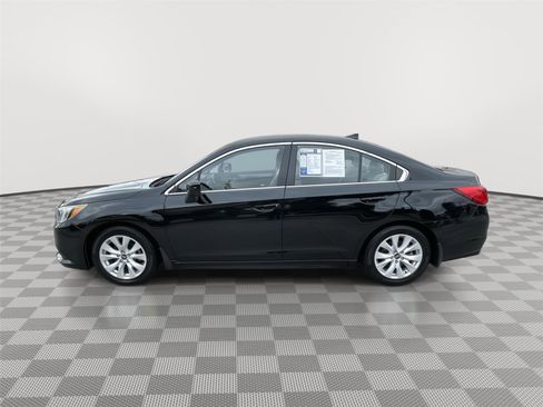 Used 2016 Subaru Legacy 2.5i Premium AWD/4WD image 9