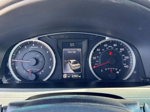Used 2017 Toyota Camry SE FWD image 21