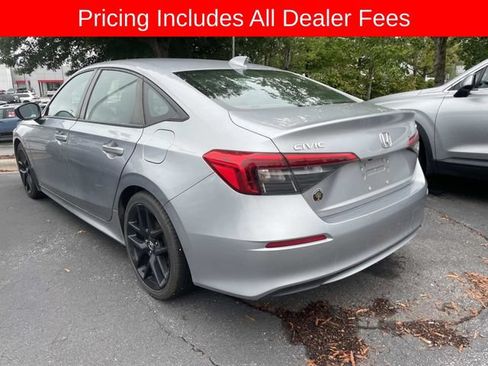 Used 2022 Honda Civic Sport image 3
