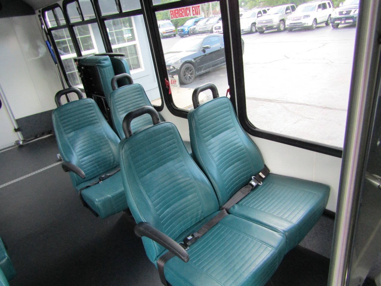 Used 2016 Ford E-350 and Econoline 350 Super Duty w/ Shuttle Bus Prep Package RWD image 6