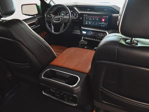 Used 2023 GMC Sierra 1500 Denali Ultimate AWD/4WD image 30