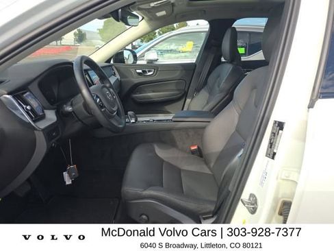 Used 2025 Volvo XC60 B5 Plus AWD/4WD image 6