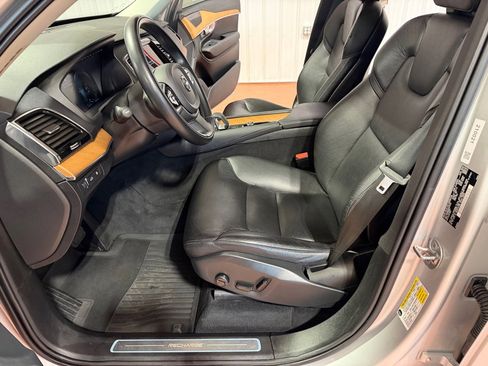 Used 2022 Volvo XC90 T8 Inscription Expression w/ Advanced Package image 15