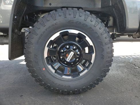 New 2026 Ford F350 Platinum w/ Tremor Off-Road Package AWD/4WD image 12