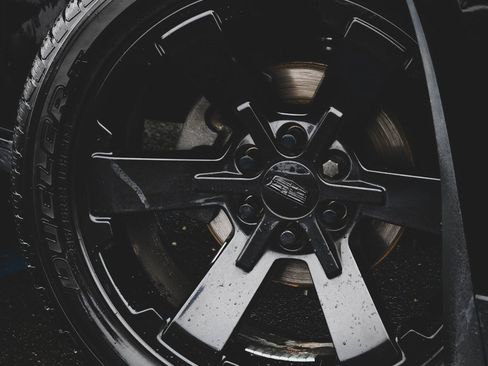 Used 2020 Cadillac Escalade ESV Platinum image 29