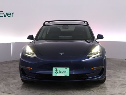 Used 2023 Tesla Model 3 Standard Range RWD image 12