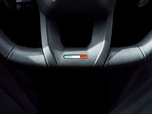 Used 2024 Lamborghini Urus Performante image 69