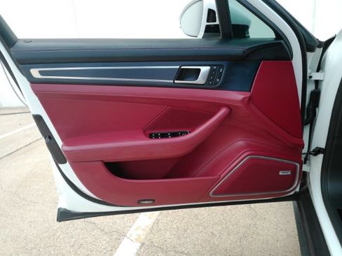 Used 2022 Porsche Panamera Platinum Edition RWD image 11
